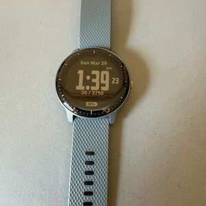 Garmin Smartwatch in Light Blue and Rose Gold– Fitness Wearable